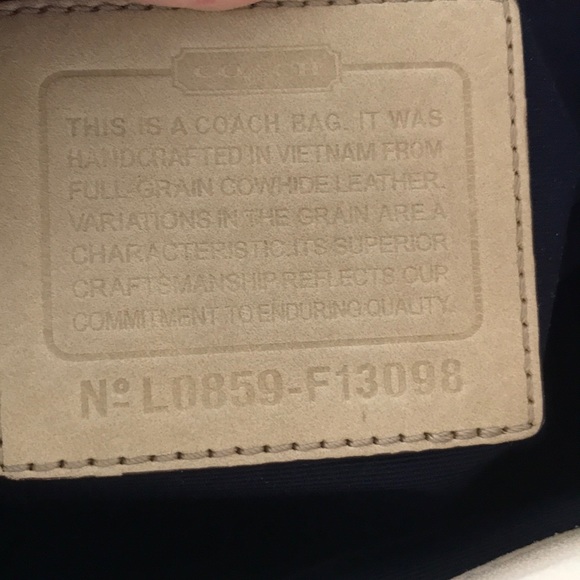 Coach Bag - Picture 9 of 17